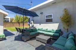 Mid-City LA Stay w/ Parking and Outdoor Space