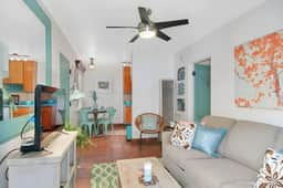 Air Concierge Old Town Charming Cottages 4