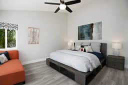Beach Chic Condo | Walk to Strands Beach | Pool