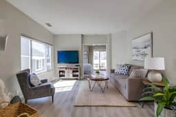Bright OB Condo w/ Balcony, A/C & Beach Gear