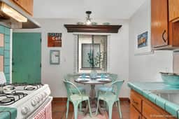 Air Concierge Old Town Charming Cottages 4