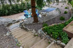 Charming Beach House Walk to Harbor & Dining