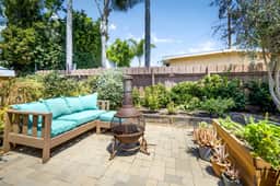 Bay Park 3BR Home w/ Hot Tub Short Drive to Beach