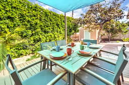 Prime Location Carlsbad Home Walk to Beach