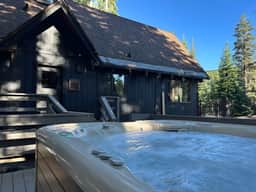 A-Frame Cabin | Hot Tub • BBQ • Family Fun