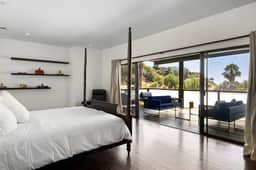 The Bird Streets Mid-Century Retreat Views & Pool