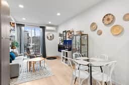 Modern Ravenna Townhouse – Walk to UW & Trails