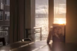 Waterfront Sunset Views | Walk to Pike Place