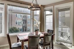 Waterfront 2BR Condo, Walk to Pike Place, Aquarium