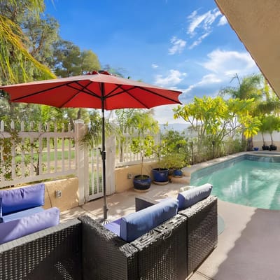 Private Pool, Spa, Den and Dogs OK in Palm Desert
