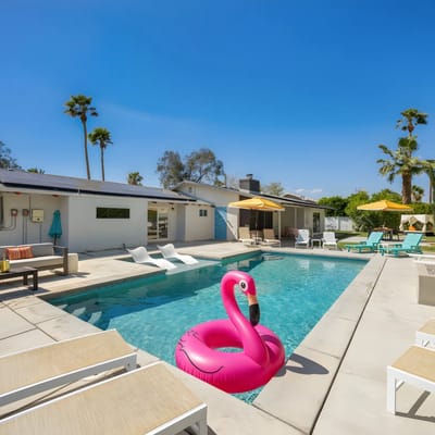 The Hollywood Hideout with Pool, Spa, Game Room