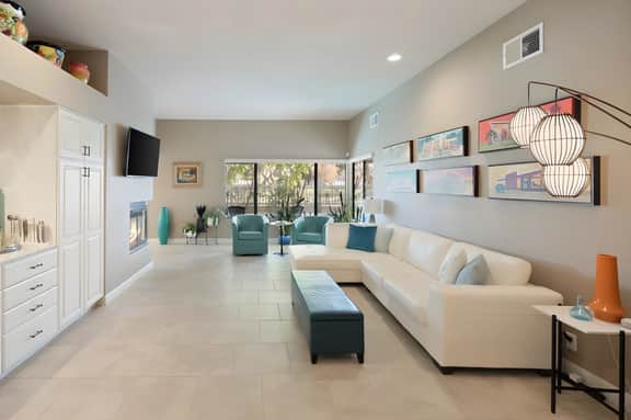 Private Pool, Spa, Den and Dogs OK in Palm Desert
