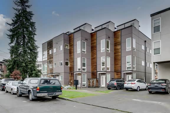 Modern Ravenna Townhouse – Walk to UW & Trails