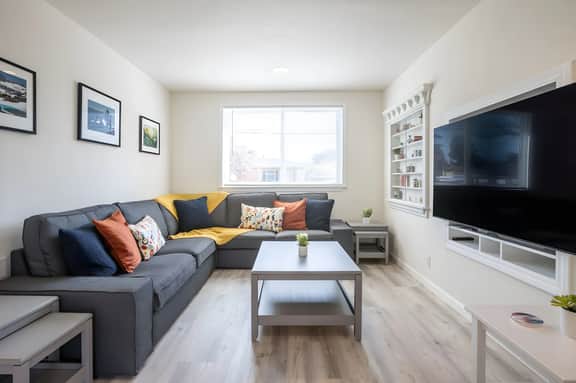 Peaceful 4BR Retreat in Prime Palo Alto Location