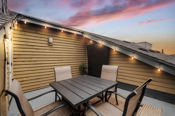 City View Modern Fremont Townhome Backyard Rooftop
