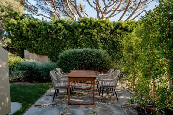 Private Malibu Escape: Walk to Secluded Beach