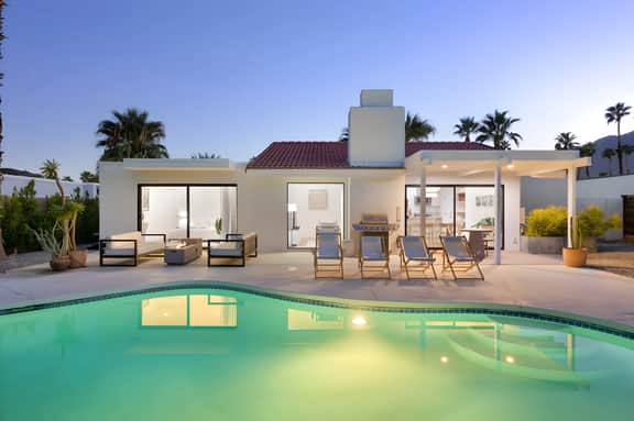 Palm Springs Paradise with Spa and Fire Pit