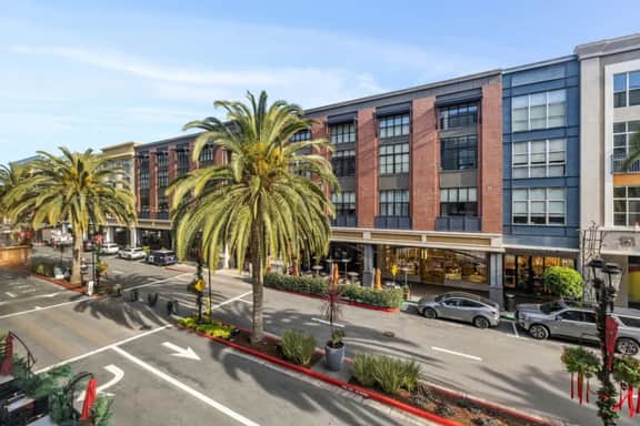 Stylish Santana Row 2BR Loft Walk to Shop & Dining