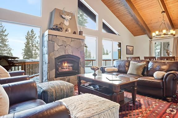 Lakeview Cabin 3Min Homewood Fireplace & Laundry
